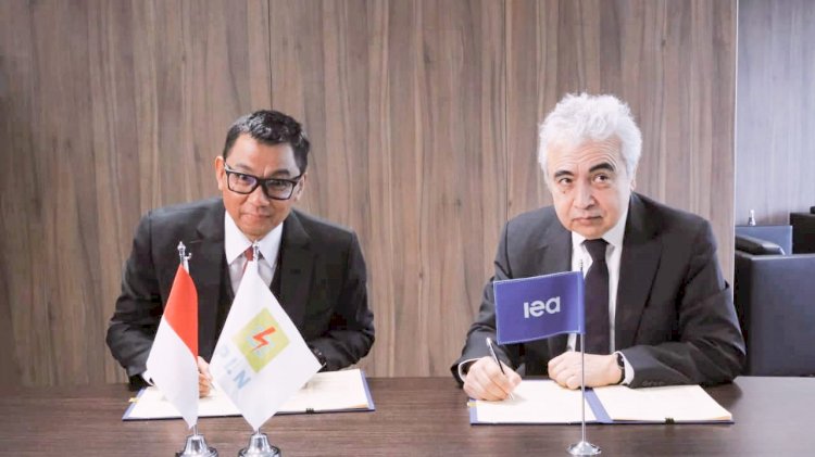 PT. PLN (Persero) MoU IEA Gagas Skema JETP IPP