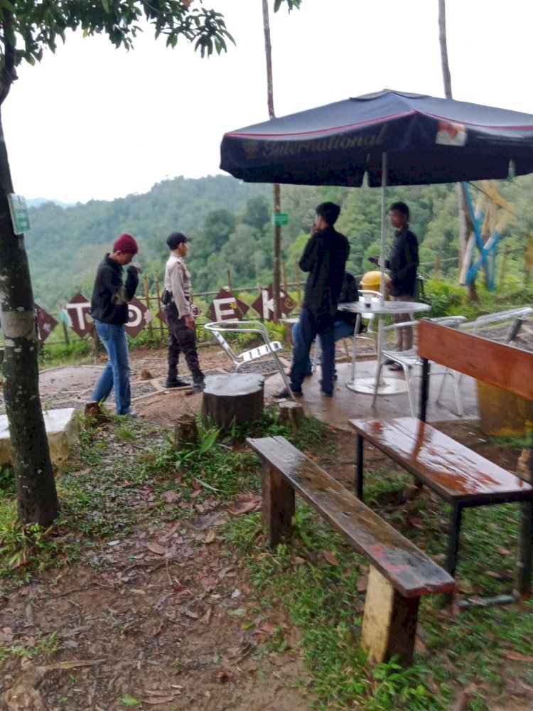 Kapolsek Cibeber Perintahkan Kanit Binmas Berikan Himbauan Waspada Para Wisatawan Negeri Diatas Awan