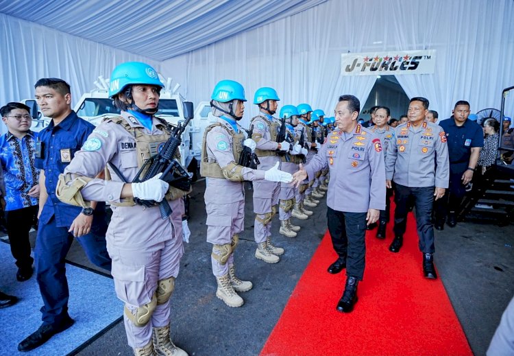 Presiden RI Intruksikan Mahfud MD Restrukturisasi Satgas Tim Penanganan TPPO, Listiyo Sigit Langsung Menjalani