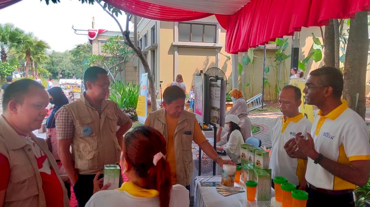 Jelang Sambut HUT RI ke 78, Ratusan Warga Perumahan Savia Ciater Lakukan Donor Darah