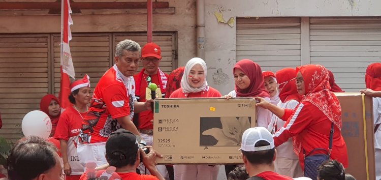 Perayaan HUT RI ke-78, Ratusan Warga RW 015 Ikuti Lomba Jalan Sehat dan Sebanyak 550 Kupon Doorprize Dibagikan