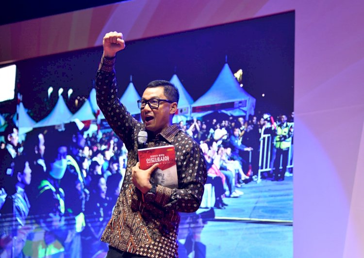 Biografi Jokowi Tulisan Dirut PLN Terbit di Korea
