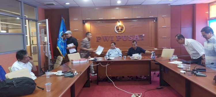 Hendry Ch Bangun Umumkan Kepengurusan PWI Periode 2023 – 2028