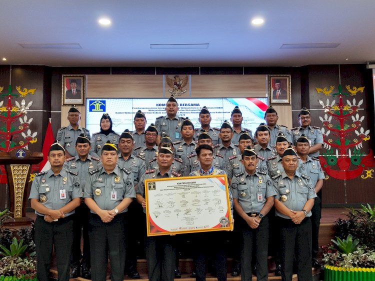 Kalapas Pangkalan Bun Penandatanganan Janji Kinerja Tahun 2024