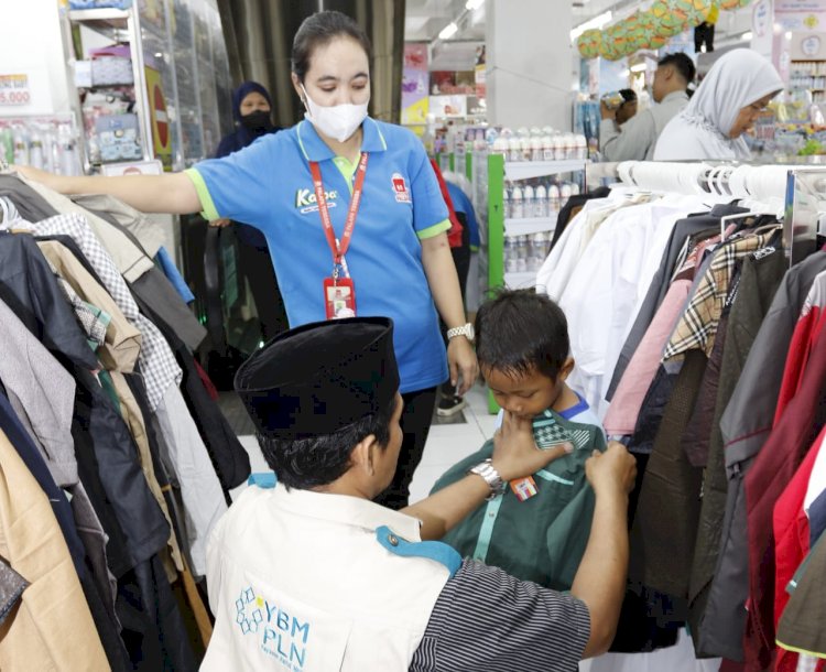 YBM PLN UP2B Jatim Berbagi Bingkisan Ramadhan Melalui Program Belanja Bahagia Bersama Anak Yatim Dhuafa