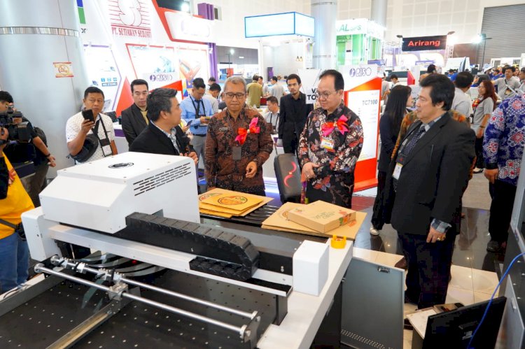 230 Perusahaan dan 10 UMKM Ambil Bagian di Surabaya Printing Expo 2024