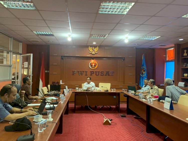 Ketum PWI Pusat Pimpin Rapat Persiapan Launching Anugerah Adinegoro 2024
