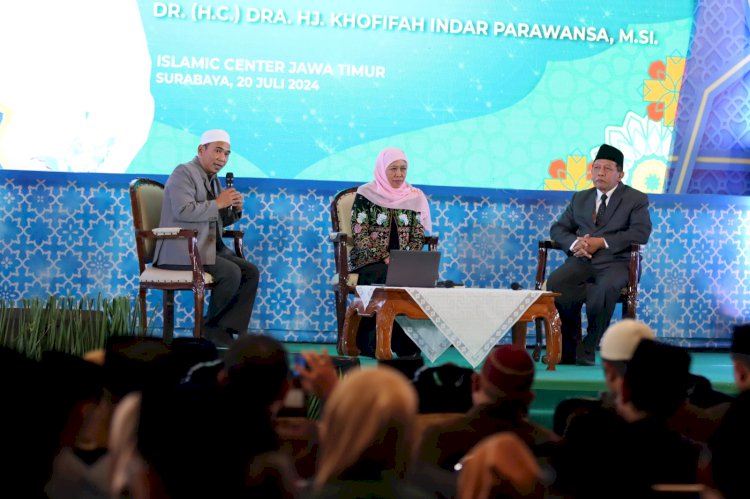 1600 Santri Beasiswa LPPD Jatim Bersilaturahmi dan Sarasehan Dengan Khofifah