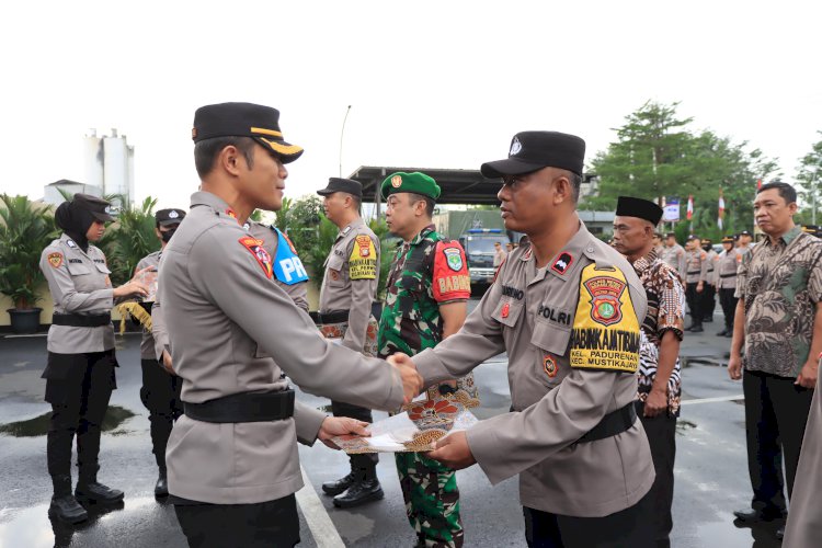 Penghargaan untuk TNI/Polri dan Masyarakat Berprestasi di Bekasi