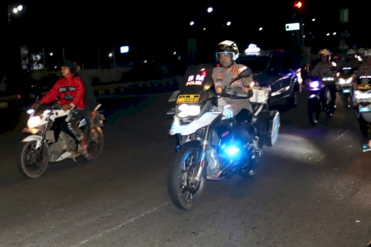 Polres Metro Depok Gelar Patroli Skala Besar Gabungan untuk Antisipasi Kerawanan Kamtibmas