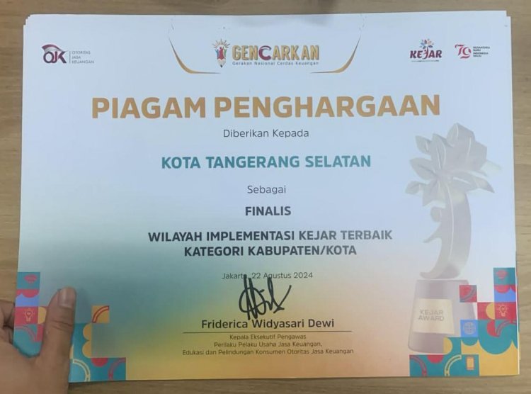 Pemkot Tangsel Raih Penghargaan dari OJK