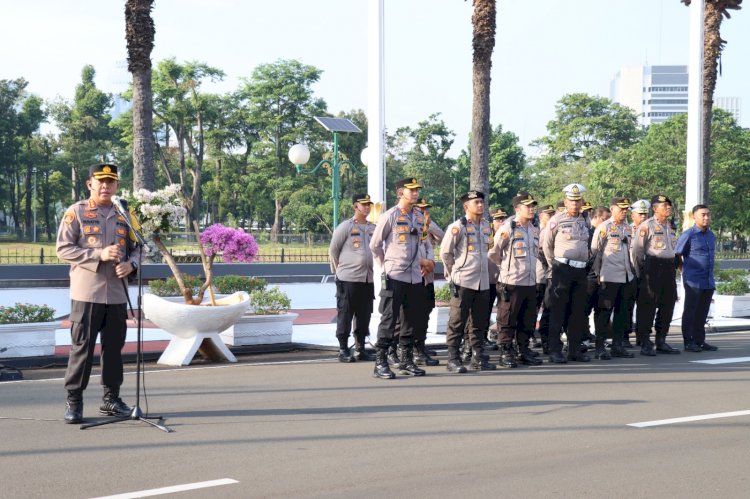 Polri Terjunkan 1.758 Personil, Amankan Aksi Unjuk Rasa di DPR RI dan Patung Kuda