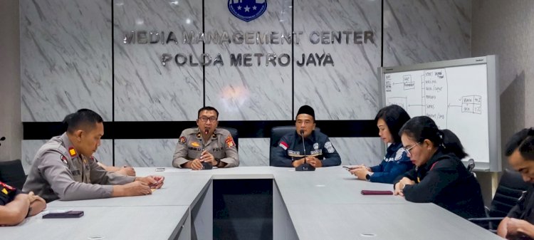 Peran Agama dalam Membangun Karakter Personil Polri, Ustad Ibnu Berikan Pencerahan