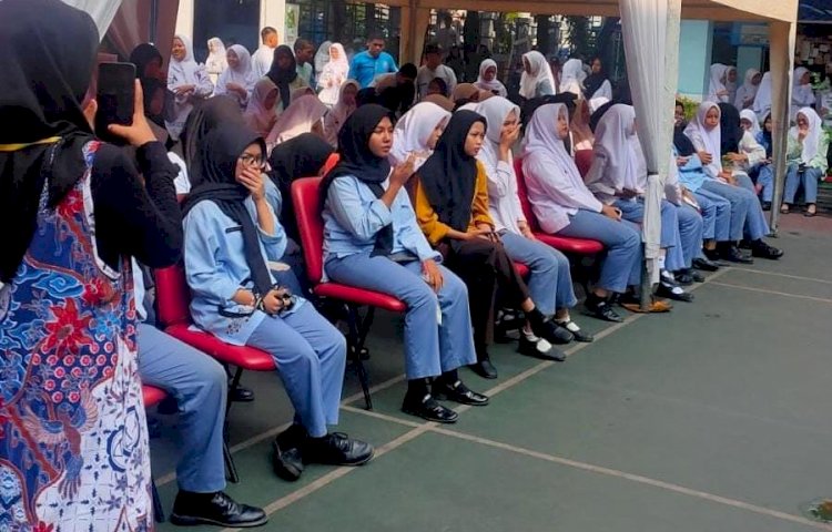 SMKN 36 Selenggarakan Gerakan Donor Darah Ke-Tiga