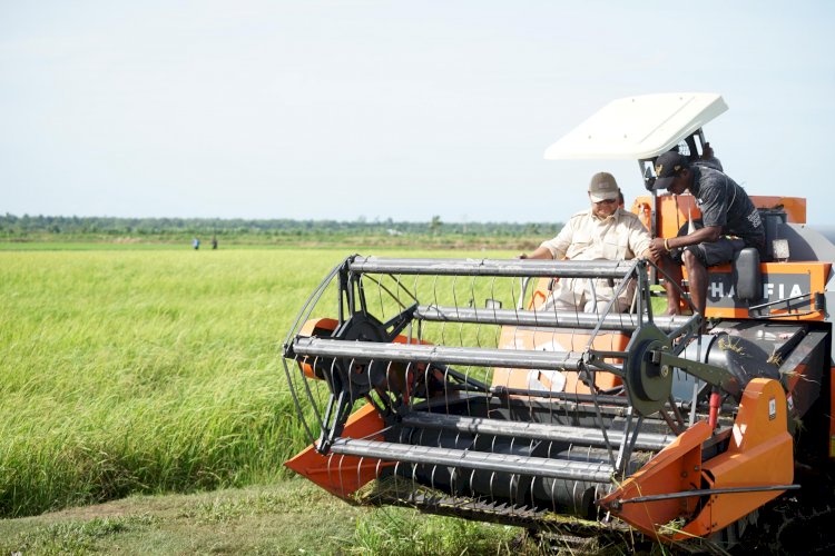 Mentan Amran: Pemerintah Siap Bangun Irigasi Tersier dan Benih Gratis Untuk Petani Membangun Pertanian Modern