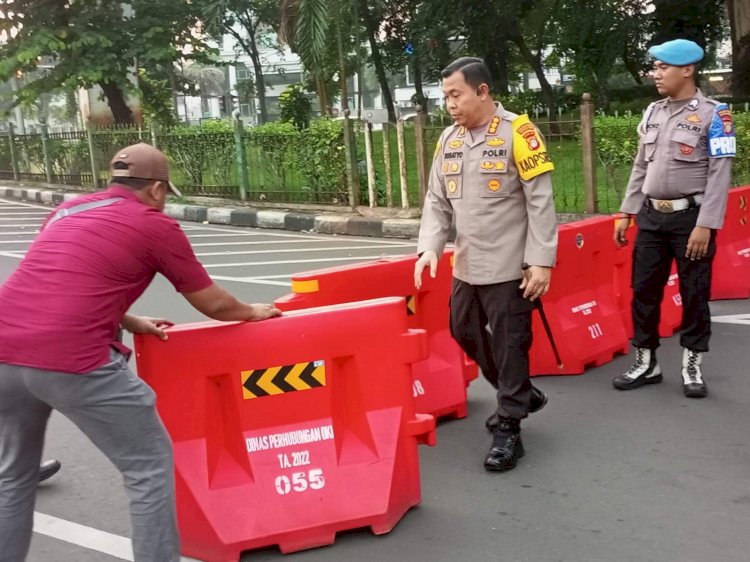 739 Personil Polri Siap Amankan Aksi Dari Front Persaudaraan Islam (FPI) di Kedubes AS
