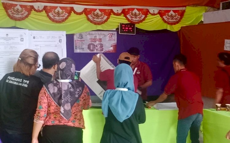Waketum GRI Nyoblos di TPS 02 Kebayoran Lama