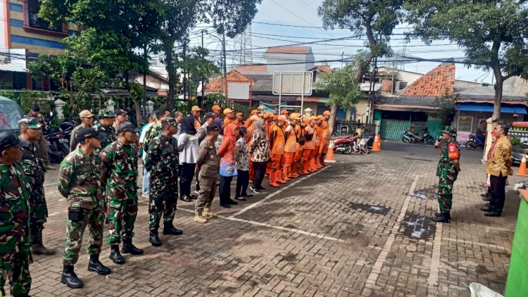 Danramil 08/JB Bersama Tiga Pilar, Karya Bhakti Dalam Rangka Hari Juang Kartika TNI AD ke-79