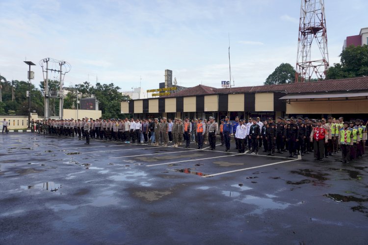 Polres Metro Depok dan Kodim 0508/Depok Mengadakan apel gelar personel