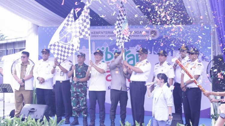 Wakapolres Turut Lepas Mudik Gratis Nataru 2024 di Terminal Bus Kampung Rambutan