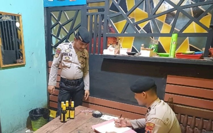Puluhan Botol Miras Diamankan Sat Samapta Polres Pekalongan