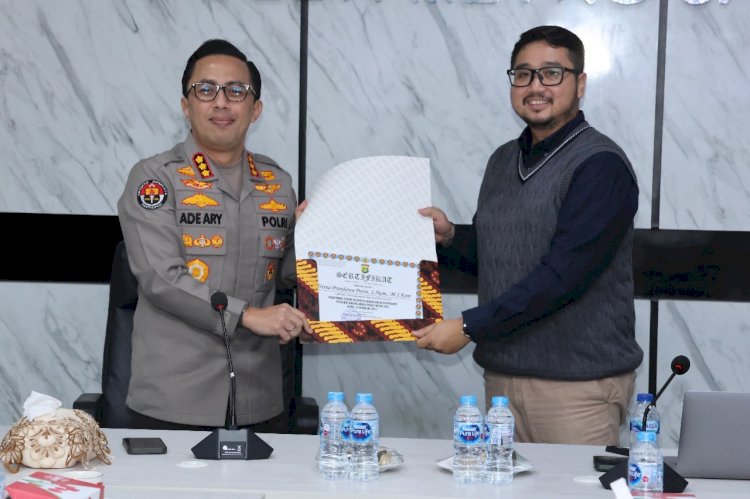 Tingkatkan keterampilan Peliputan Bidhumas Polda Metro Jaya Berikan Pelatihan khusus untuk PPID