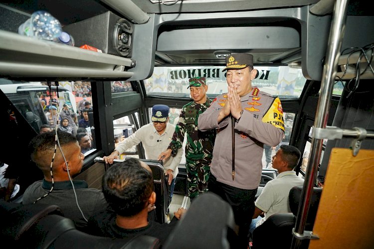 Kapolri Lepas Mudik Gratis Polri Presisi