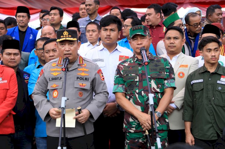 Kapolri dan Panglima TNI Buka Kegiatan Baksos Presisi: Pastikan Kebutuhan Pokok Terjaga Selama Ramadan