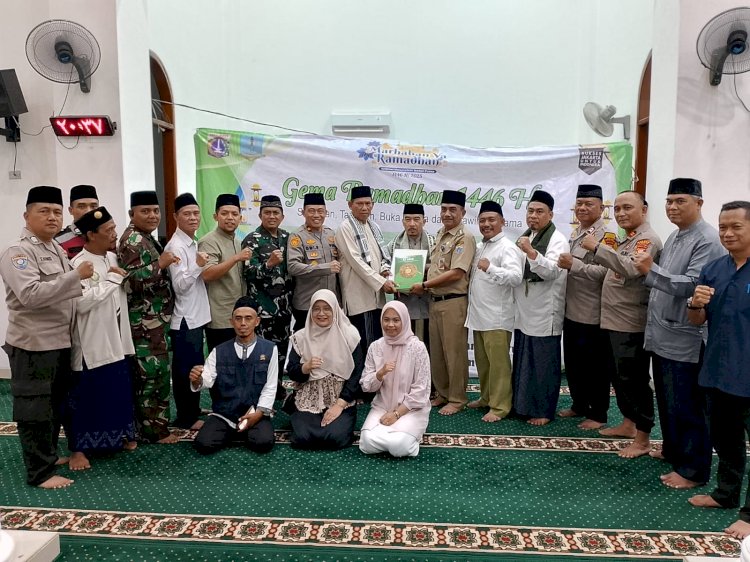 Polsek Cipayung Bersama Muspika dan Jama'ah Masjid Mahatma Gelar Buka Puasa, Santunan Anak Yatim, dan Tarawih Keliling