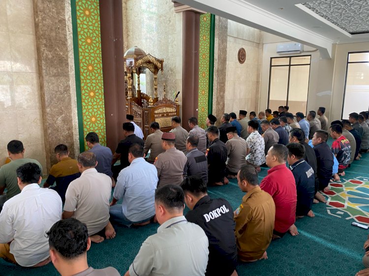 Polres Bekasi Kota Gelar Solat Ghoib dan Doa Bersama untuk Para Syuhada Polri