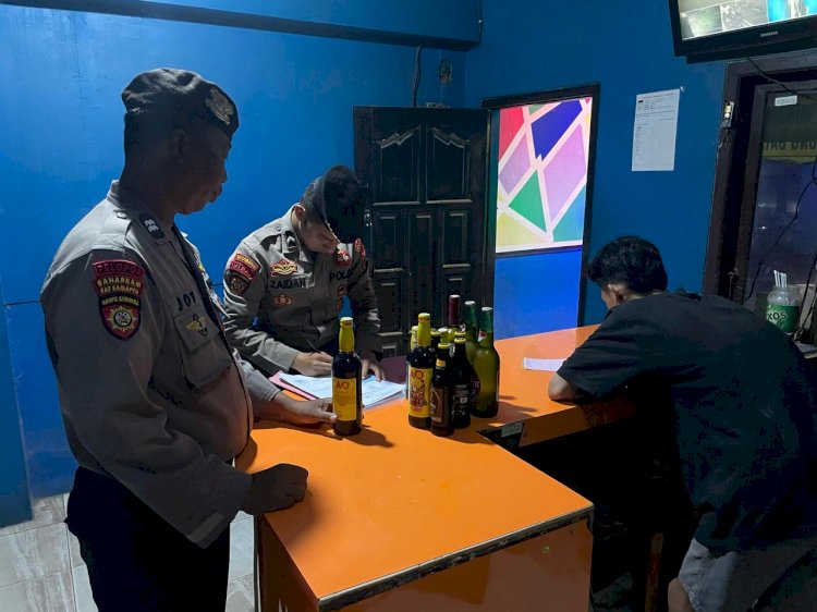 Polisi Temukan 90 Botol Miras Saat Razia Rutin Bulan Ramadhan