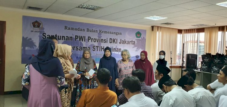 PWI DKI Jakarta dan STIH Painan Berbagi Kebersamaan di Bulan Ramadhan