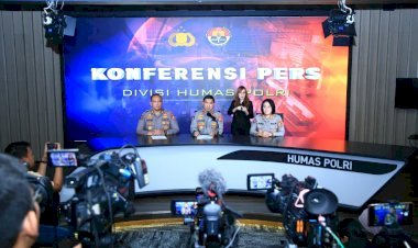 Bintang Berguguran, Listiyo Sigit Rotasi Wakapolri dan Kapolda serta Wakapolda