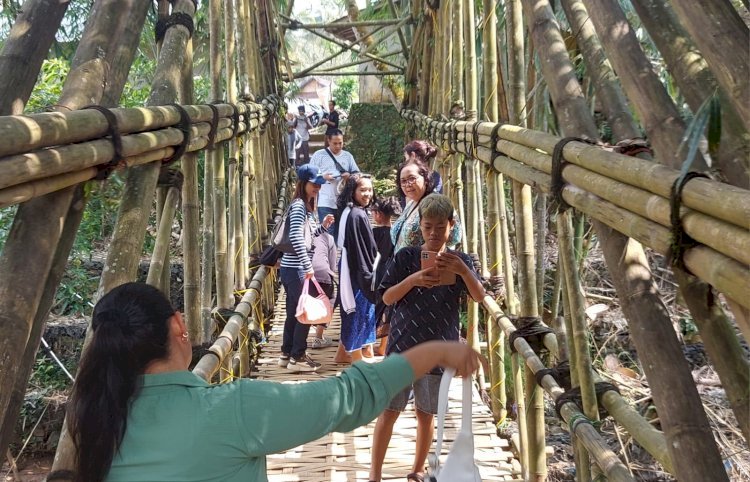Menikmati Alam di Perkampungan Baduy