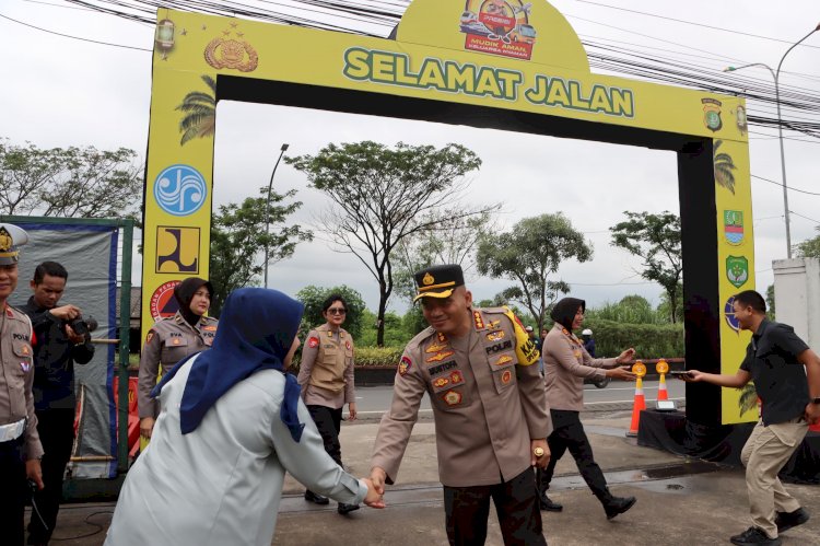 Kapolres Metro Bekasi Tinjau Pos Pelayanan Mudik, Pastikan Keamanan dan Kenyamanan Pemudik