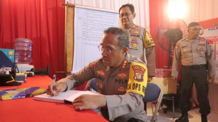 Kapolres Metro Jakarta Timur Kunjungi Posyan Pangkalan Jati Duren Sawit, Tinjau Persiapan Ops Ketupat Jaya 2025 dan Buka Puasa Bersama Personil