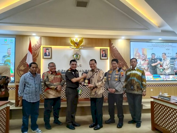Ketua MKD DPR RI Ingatkan Fenomena