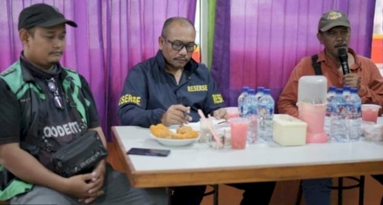 Ditreskrimum Polda Metro Jaya Serap Aspirasi dan Beri Himbauan kepada Nelayan Muara Angke