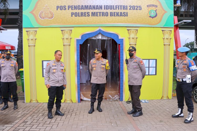 Kapolres Metro Bekasi Tinjau Pospam Rest Area KM 19A, Pastikan Kesiapan Pengamanan Arus Mudik