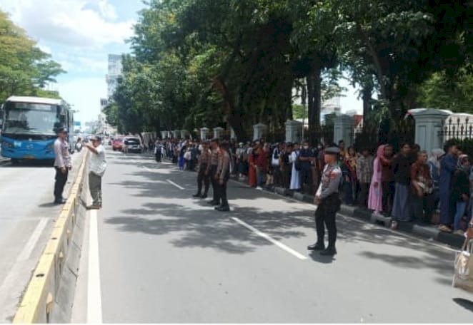 Silaturahmi Lebaran di Istana: Ribuan Warga Antusias, 451 Personel di Terjunkan Jaga Keamanan