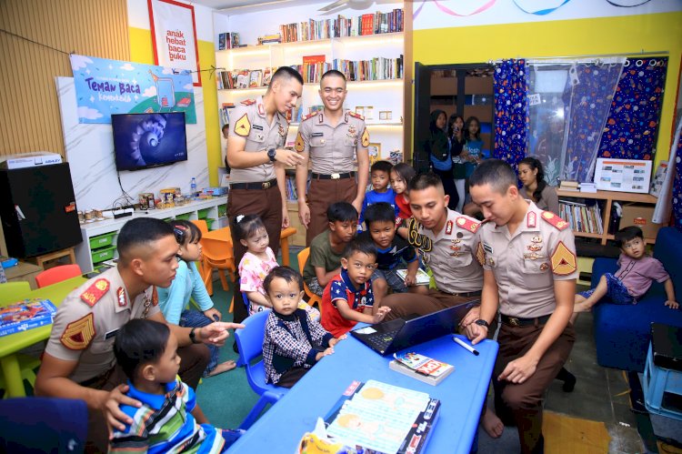 Kepedulian Taruna Akpol : Mengajarkan Calistung Hingga Memotivasi Anak Jalanan