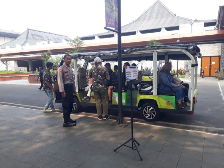 Akhir Pekan, Ribuan Pengunjung Nikmati Wahana TMII