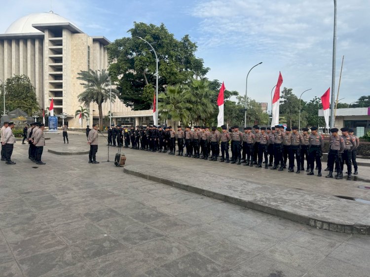 154 Personel Polri Amankan Ibadah Paskah di Katedral Jakarta, Sterilisasi Dimulai Sejak Pagi
