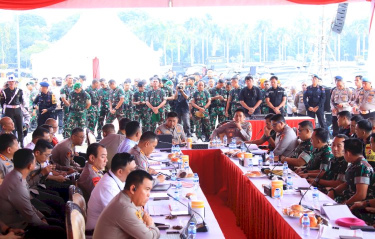 Kapolda dan Wakapolda Metro Jaya Tinjau Kesiapan Pengamanan May Day 2025 di Monas