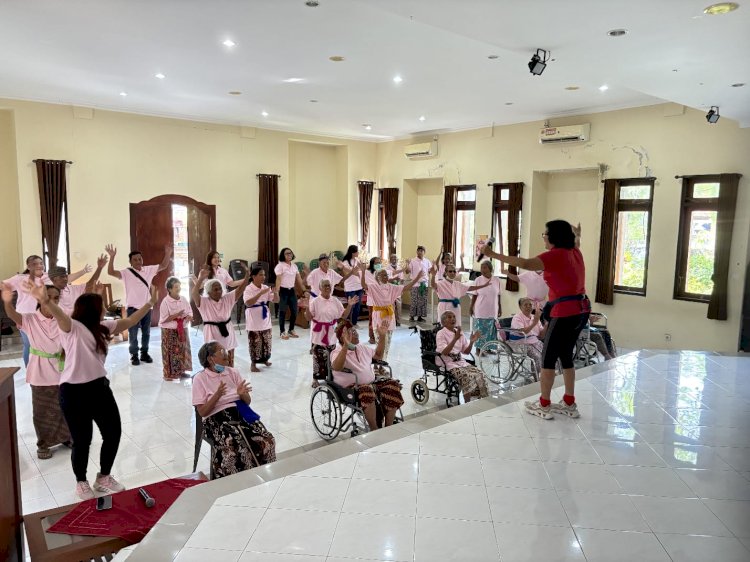 Srikandi PLN UP2B Bali Selenggarakan Aksi Sosial Dukung Kesehatan Masyarakat