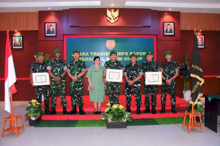 Dandim 0501/JP Pimpin Tradisi Korp Penerimaan Personel Baru