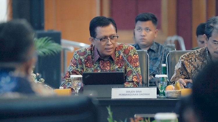 Pemerintah Bahas Skema Pengadaan Guru Sekolah Rakyat