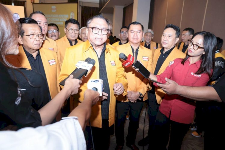 Oesman Sapta Odang Kukuhkan Departement DPP Partai Hanura