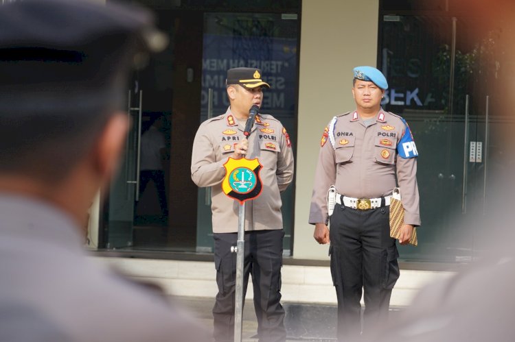 Wakapolres Metro Bekasi Pimpin Apel Jam Pimpinan di Mapolres Metro Bekasi