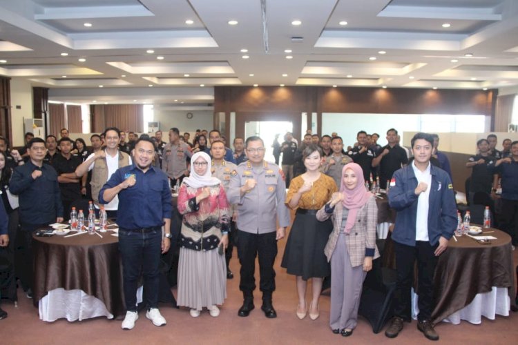 Optimalkan Pemanfaatan A.I, Bidhumas Polda Jateng Gelar FGD Bahas Etika, Tantangan, dan Peluang